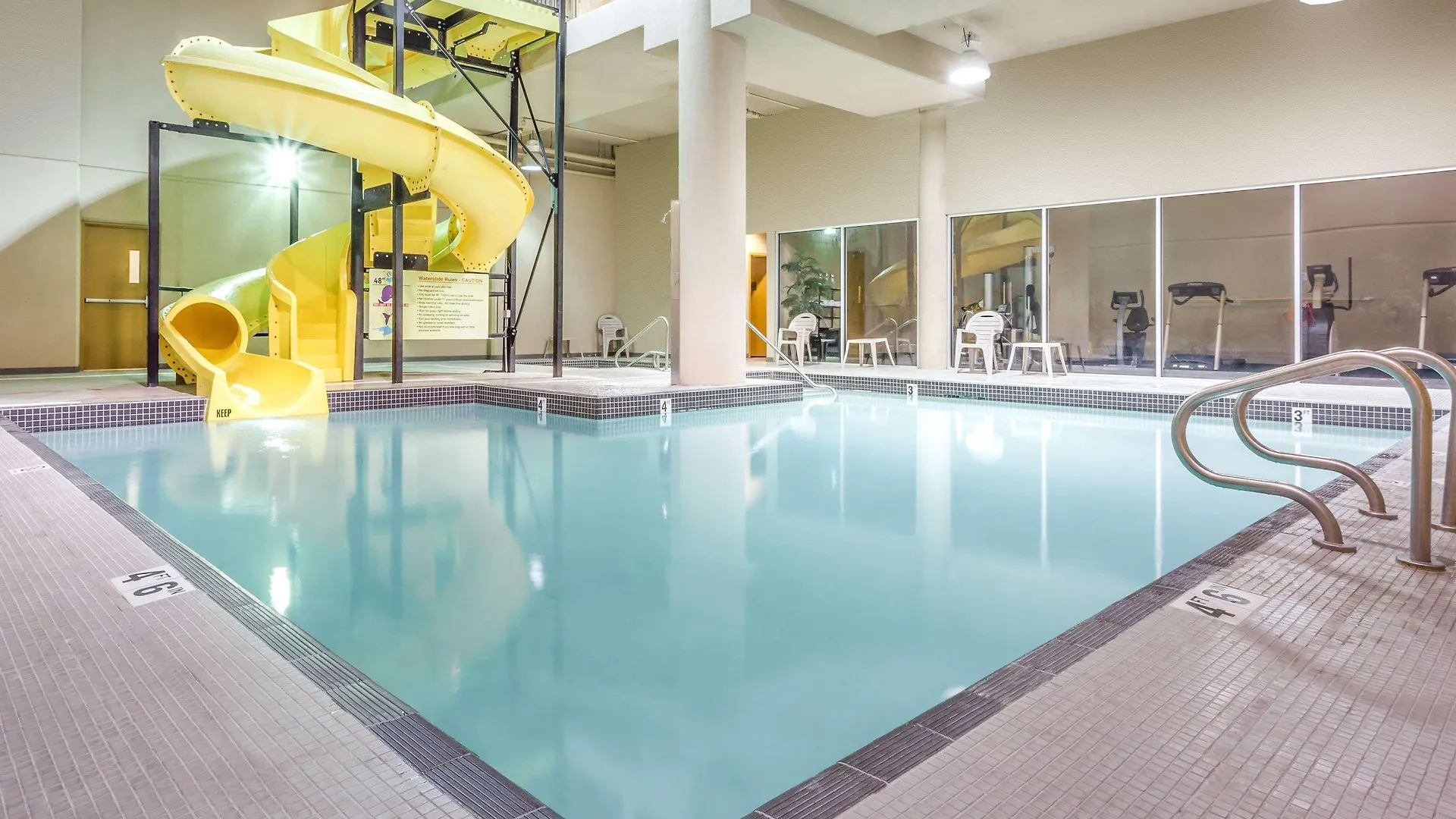 Super 8 By Wyndham Abbotsford Bc Hotel 2*,  Canada