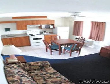 Super 8 By Wyndham Abbotsford Bc Hotel 2*,  Canada